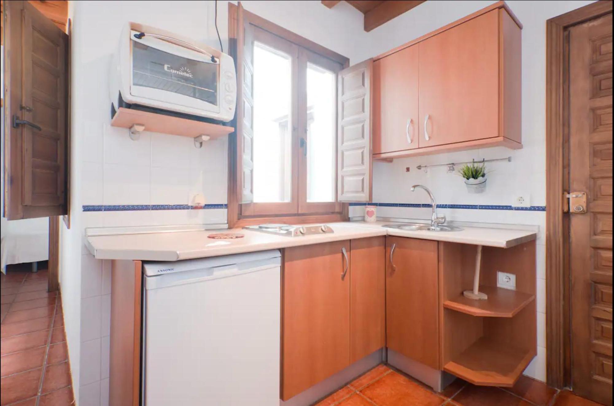 Apartament In The Historic Center Of Albaicin, Near The Alhambra