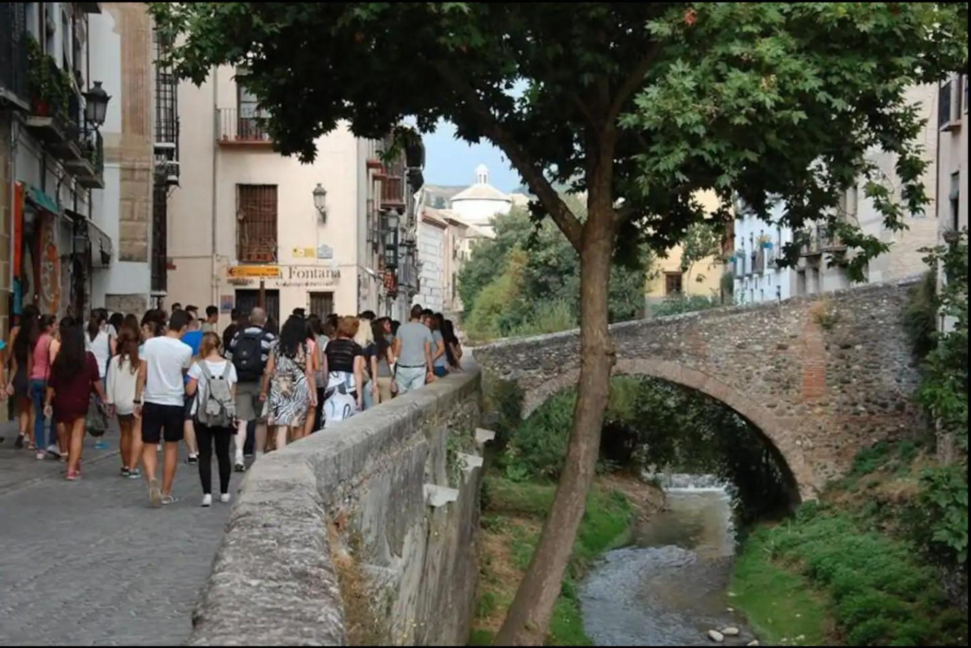 Apartament In The Historic Center Of Albaicin, Near The Alhambra *